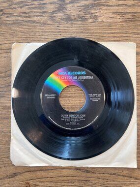 Olivia Newton-John 7" Vinyl 45 RPM MCA Records I Honestly Love You / Don’t Cry F